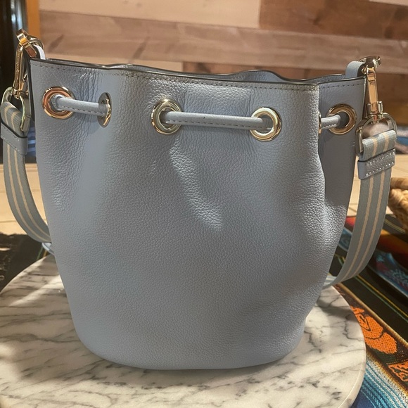 Kate Spade โ ๏ธ Rosie Mini Bucket Bag in Rare Blue, EUC ๐๐ - Picture 3 of 14